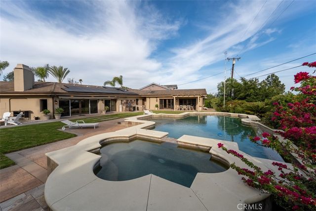1940 Skycrest, Fullerton, CA 92831