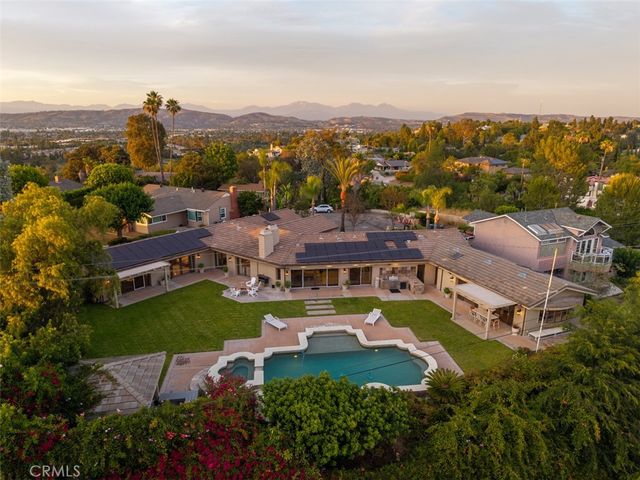1940 Skycrest, Fullerton, CA 92831
