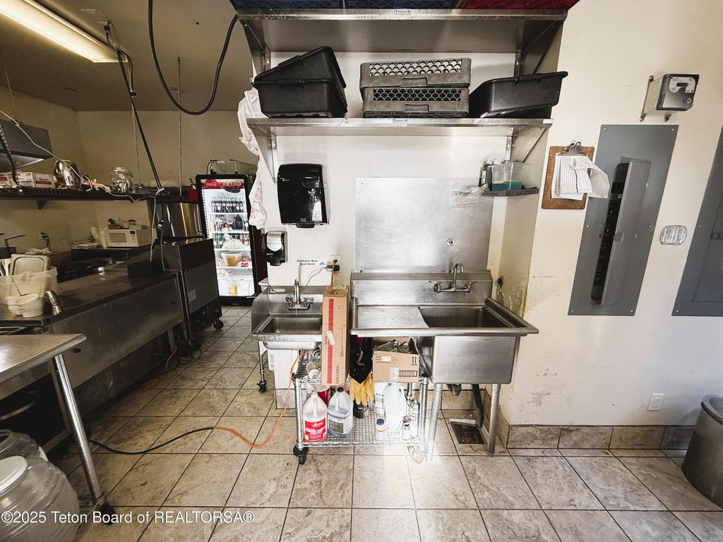 20 N MAIN Street, Victor, ID 83455 photo 18