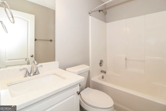 100 Buena Vista Street, Winder, GA 30680