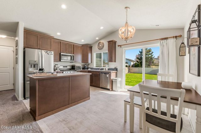 892 E Allenby Ct, Post Falls, ID 83854