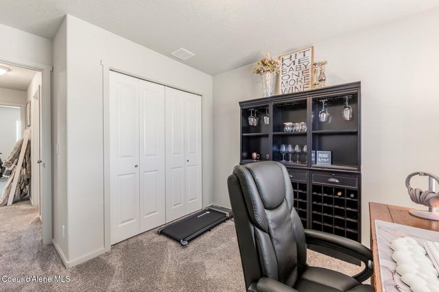 892 E Allenby Ct, Post Falls, ID 83854