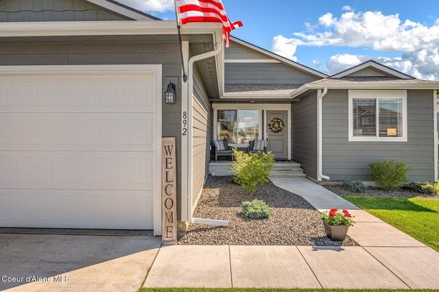 892 E Allenby Ct, Post Falls, ID 83854