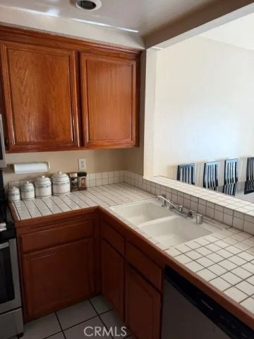 1265 S Neveen, Anaheim, CA 92804