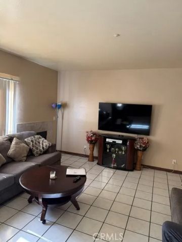 1265 S Neveen, Anaheim, CA 92804