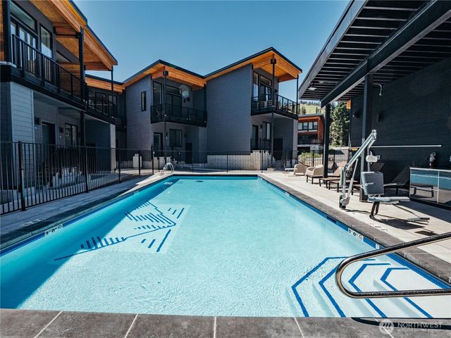 101 Pass Life Way, Snoqualmie Pass, WA 98068