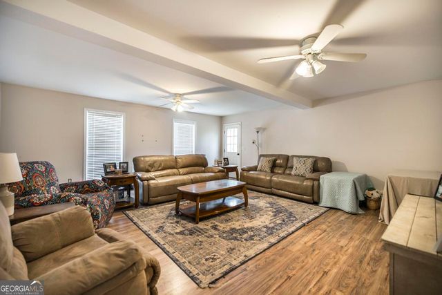 2206 High Falls Road, Jackson, GA 30233