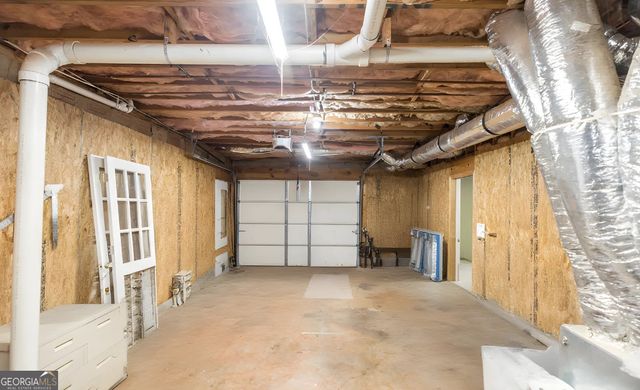 2206 High Falls Road, Jackson, GA 30233