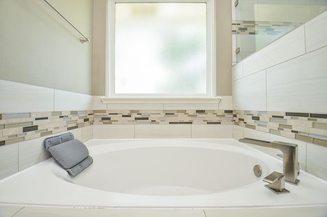 15018 Moss Boulder Court, Houston, TX 77084