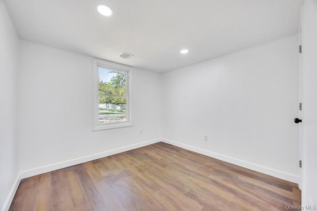 76 Commercial Boulevard, Central Islip, NY 11722