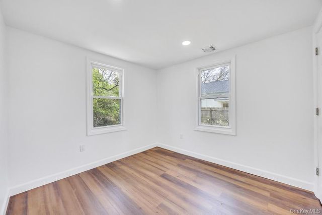76 Commercial Boulevard, Central Islip, NY 11722
