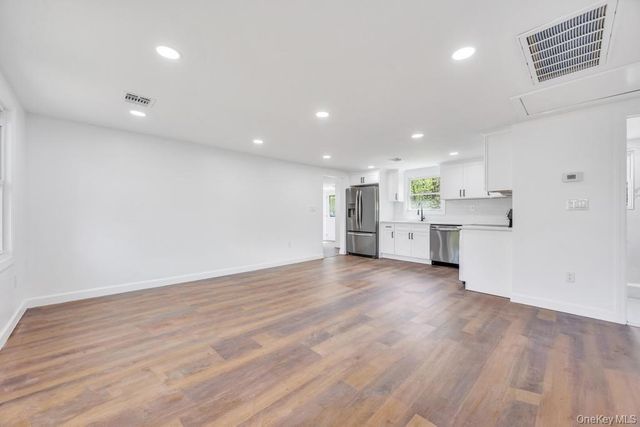 76 Commercial Boulevard, Central Islip, NY 11722