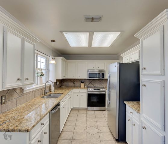 5191 Tara Lane, Bossier City, LA 71111