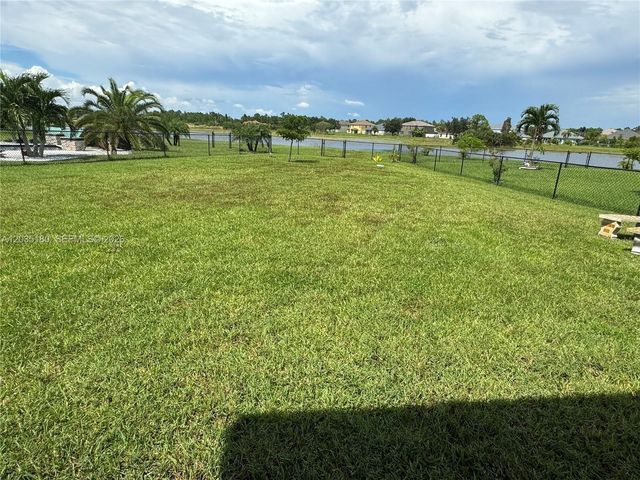 8171 Gopher Tortoise Trl, Lehigh Acres, FL 33972
