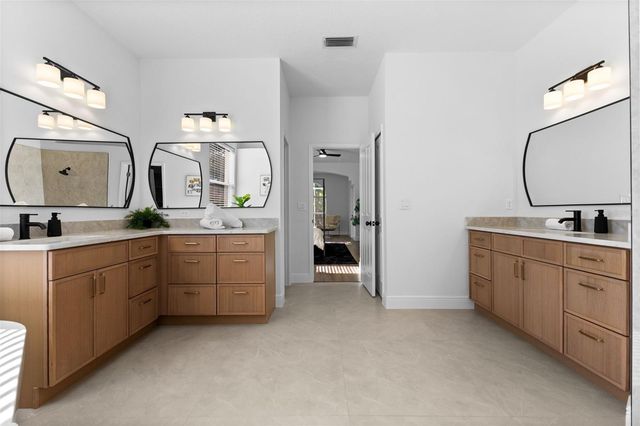 10232 MILLPORT DRIVE, Tampa, FL 33626