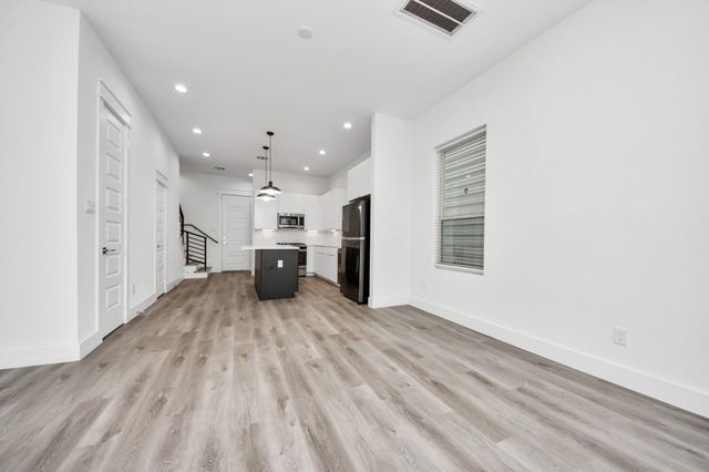 5402 Margarita Street, Houston, TX 77020