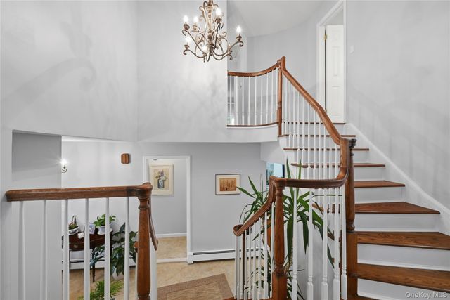 330 Lakeview Street, Mahopac, NY 10541