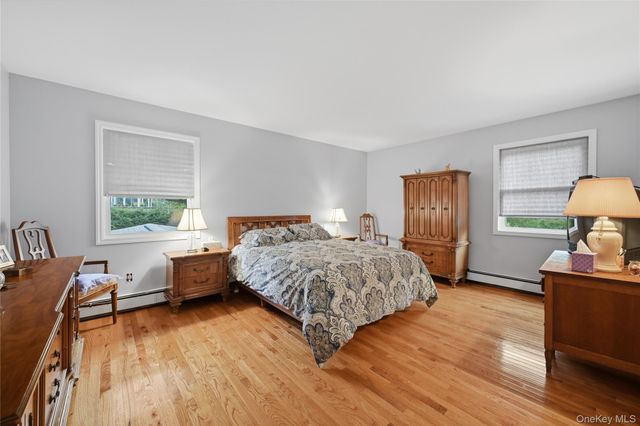 330 Lakeview Street, Mahopac, NY 10541