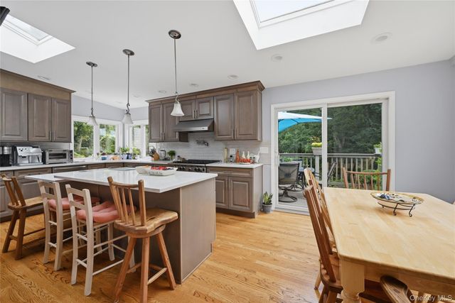 330 Lakeview Street, Mahopac, NY 10541