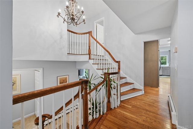 330 Lakeview Street, Mahopac, NY 10541