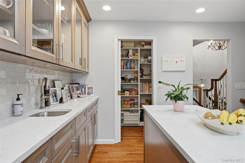 330 Lakeview Street, Mahopac, NY 10541 — photo 5