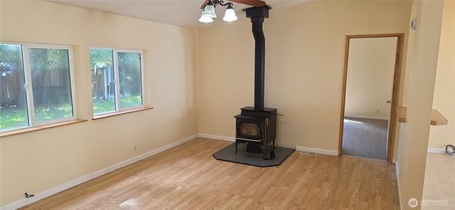 6164 Cedar Lane, Maple Falls, WA 98266