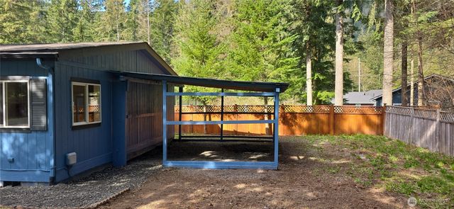 6164 Cedar Lane, Maple Falls, WA 98266