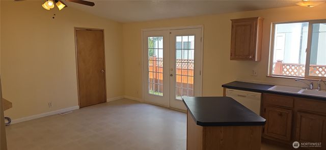 6164 Cedar Lane, Maple Falls, WA 98266