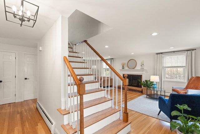 9 Meadowview, Topsfield, MA 01983