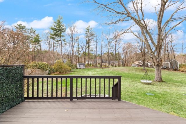 9 Meadowview, Topsfield, MA 01983