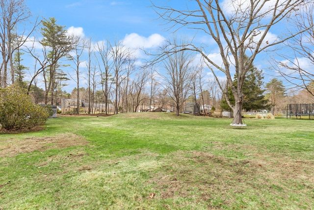 9 Meadowview, Topsfield, MA 01983