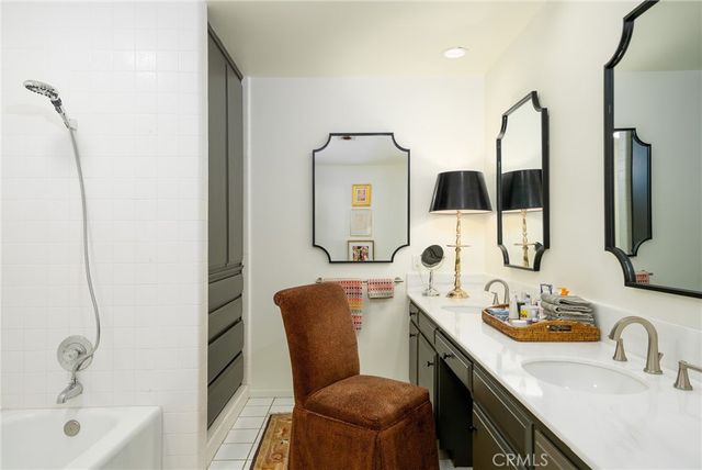 2424 E Palm Canyon 2D, Palm Springs, CA 92264