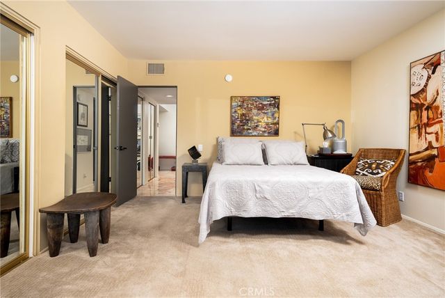 2424 E Palm Canyon 2D, Palm Springs, CA 92264