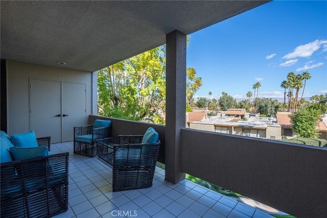 2424 E Palm Canyon 2D, Palm Springs, CA 92264