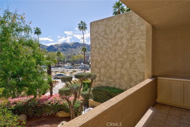 2424 E Palm Canyon 2D, Palm Springs, CA 92264