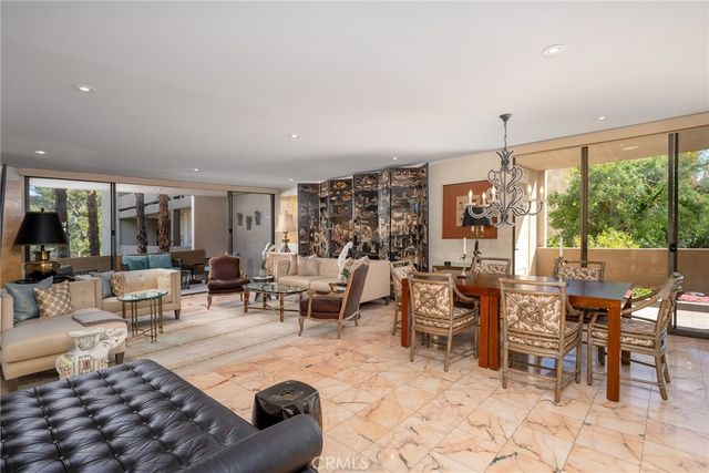 2424 E Palm Canyon 2D, Palm Springs, CA 92264