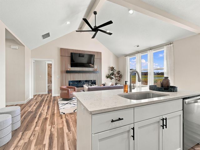 1545 N Noyer Road, Fort Wayne, IN 46818