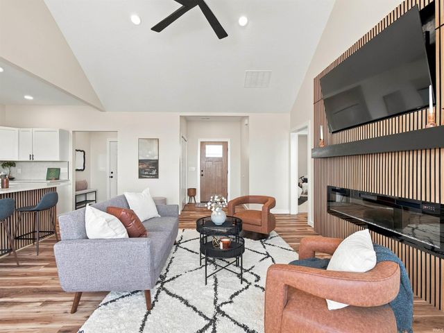 1545 N Noyer Road, Fort Wayne, IN 46818