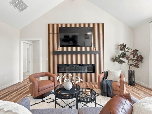 1545 N Noyer Road, Fort Wayne, IN 46818