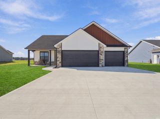 1545 N Noyer Road, Fort Wayne, IN 46818