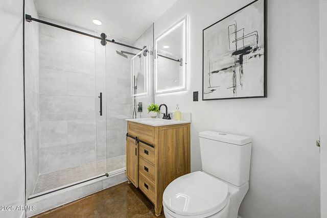 2130 W WELDON Avenue, Phoenix, AZ 85015