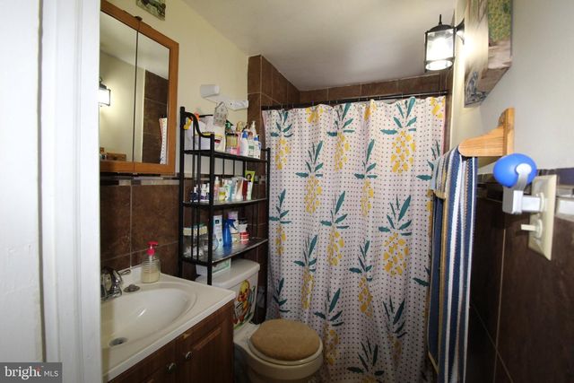 1351 CHESTNUT ST, Wilmington, DE 19805