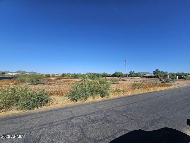 36XXX N 12th Street 38, New River, AZ 85087