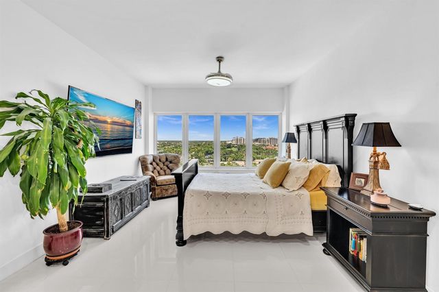 701 E Camino Real 12g, Boca Raton, FL 33432