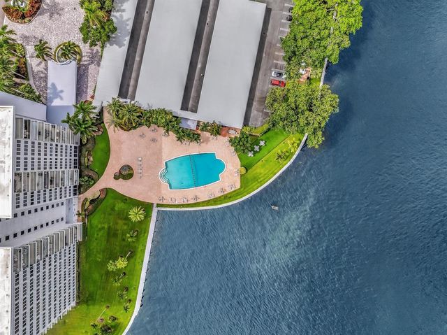 701 E Camino Real 12g, Boca Raton, FL 33432