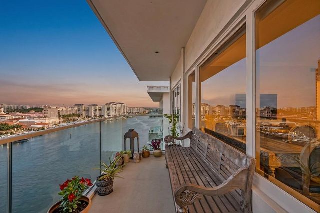 701 E Camino Real 12g, Boca Raton, FL 33432