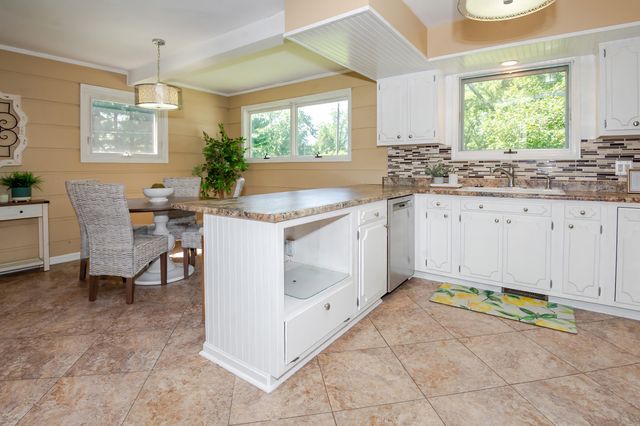 3408 Locust Lane, St. Joseph Twp, MI 49085