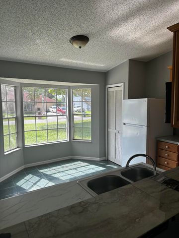 1021 SW Dubois Avenue, Port St. Lucie, Port St Lucie, FL 34953