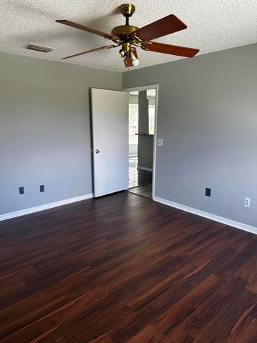 1021 SW Dubois Avenue, Port St. Lucie, Port St Lucie, FL 34953