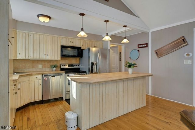 153 Forest Lake Dr, Byram Twp., NJ 07821